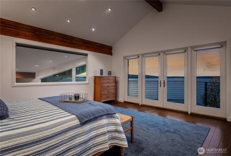 20423 10th Place SW Normandy Park WA 98166