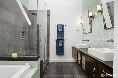 20423 10th Place SW Normandy Park WA 98166