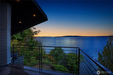 20423 10th Place SW Normandy Park WA 98166