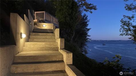 20423 10th Place SW Normandy Park WA 98166