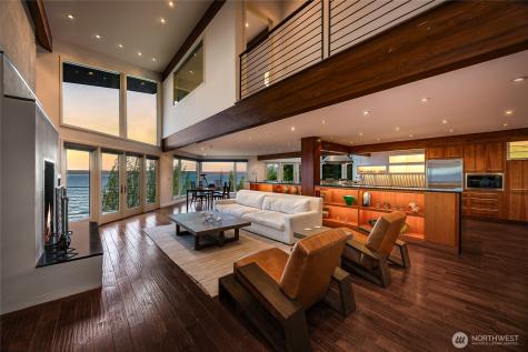 20423 10th Place SW Normandy Park WA 98166