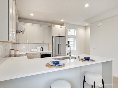 1416 N 47th Seattle WA 98103