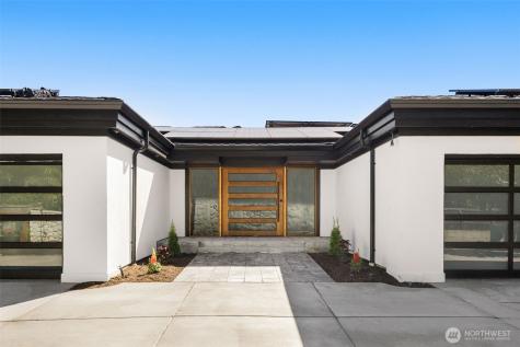 5044 Butterworth Road Mercer Island WA 98040
