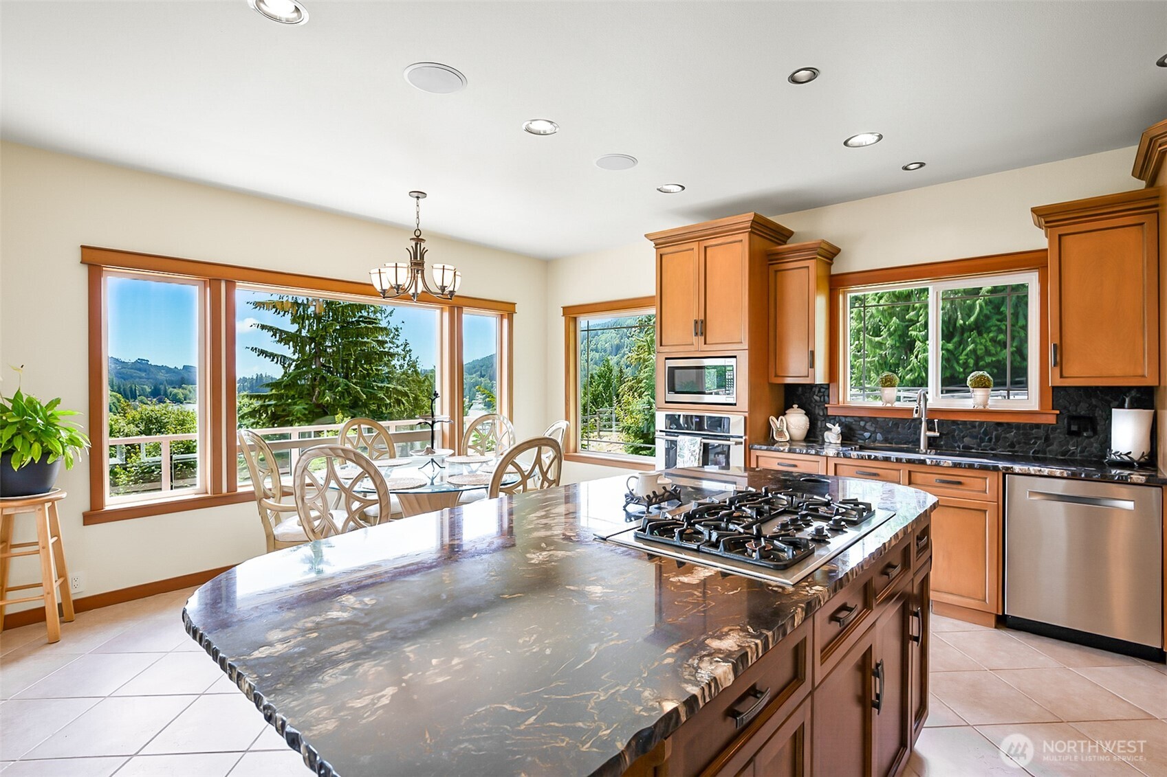 23738 Carlson Place Mount Vernon WA 98274