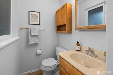 317 145th Avenue NE Bellevue WA 98007