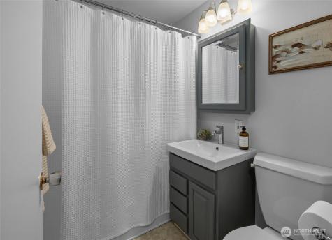 317 145th Avenue NE Bellevue WA 98007