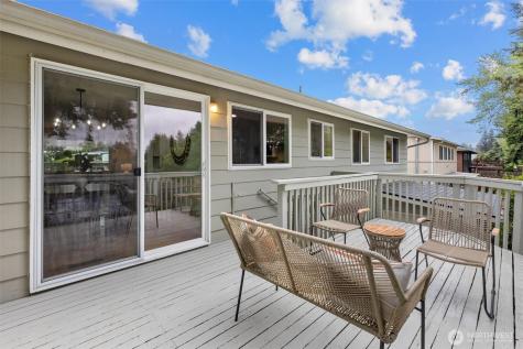 317 145th Avenue NE Bellevue WA 98007
