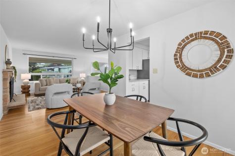 317 145th Avenue NE Bellevue WA 98007