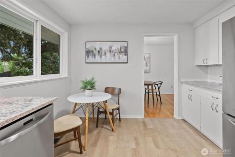 317 145th Avenue NE Bellevue WA 98007
