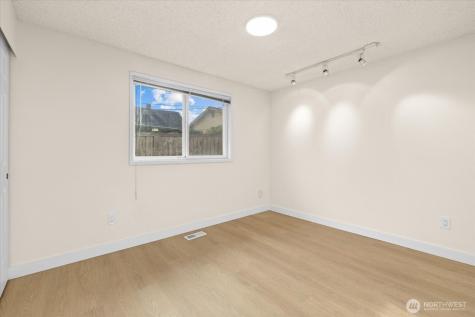 5402 Yakima Avenue Tacoma WA 98408