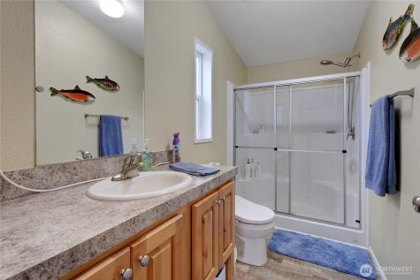 8511 144th Avenue E Puyallup WA 98372