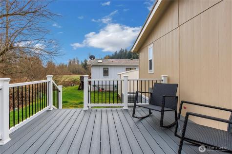 8511 144th Avenue E Puyallup WA 98372
