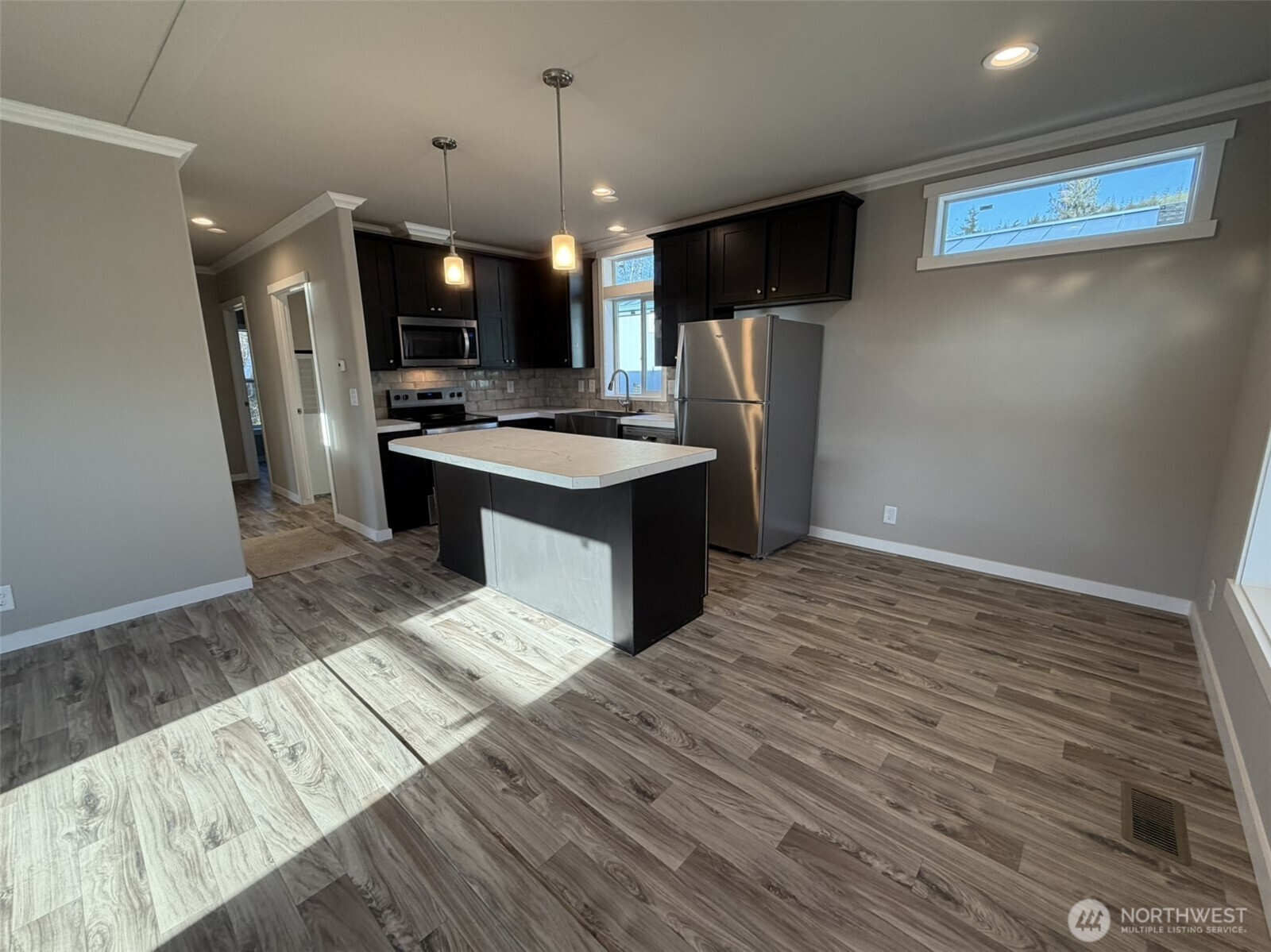 2010 Broadway Avenue Hoquiam WA 98550
