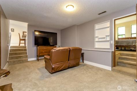4911 255th Street Ct E Graham WA 98338