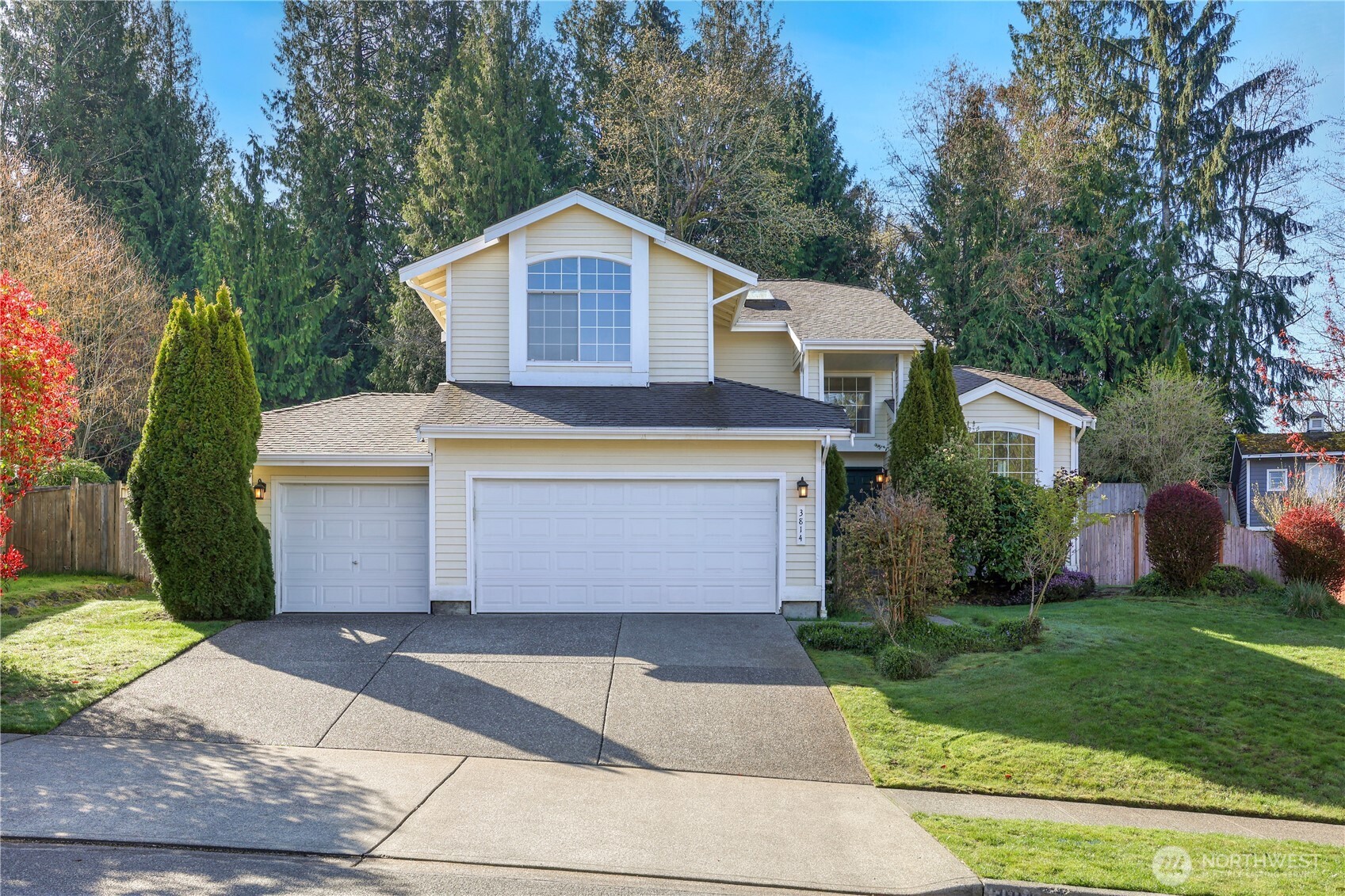 3814 Crystal Ridge Drive SE Puyallup WA 98372