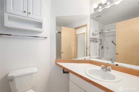 3814 Crystal Ridge Drive SE Puyallup WA 98372