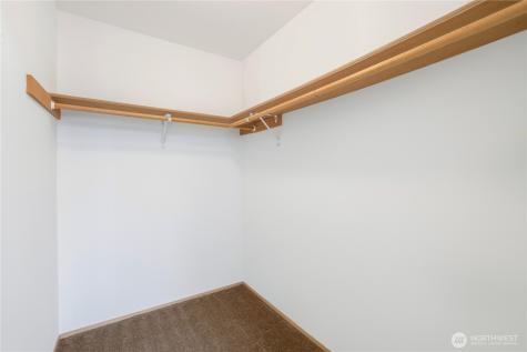 3814 Crystal Ridge Drive SE Puyallup WA 98372