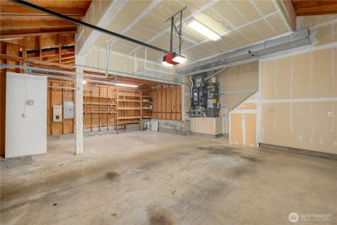3814 Crystal Ridge Drive SE Puyallup WA 98372