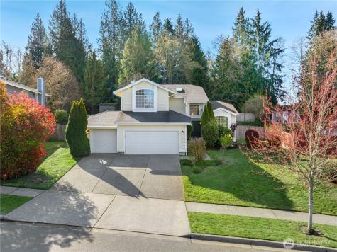 3814 Crystal Ridge Drive SE Puyallup WA 98372