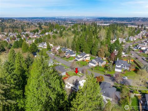 3814 Crystal Ridge Drive SE Puyallup WA 98372