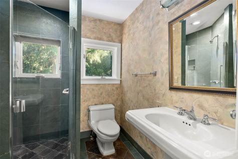 1034 57th Street Port Townsend WA 98368