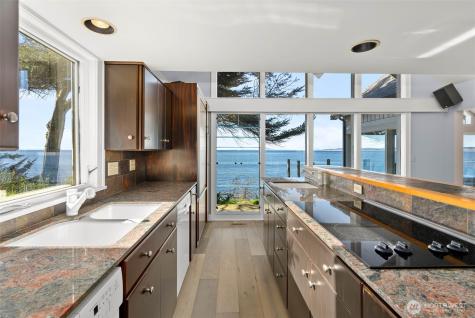 1034 57th Street Port Townsend WA 98368