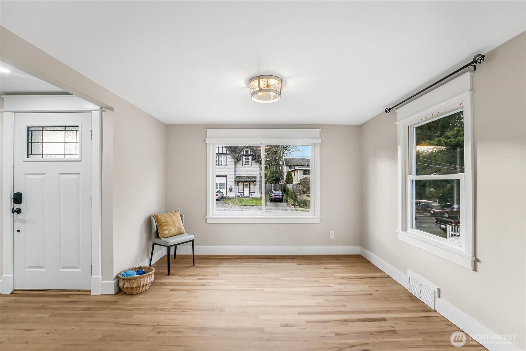 10230 62nd Avenue S Seattle WA 98178