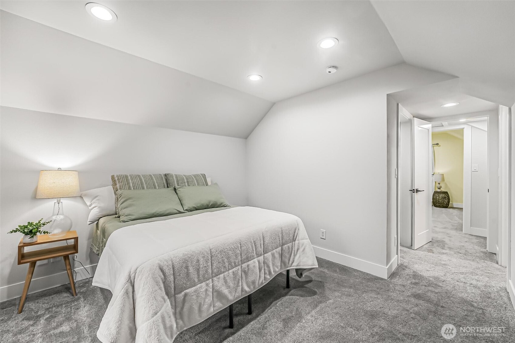 10230 62nd Avenue S Seattle WA 98178