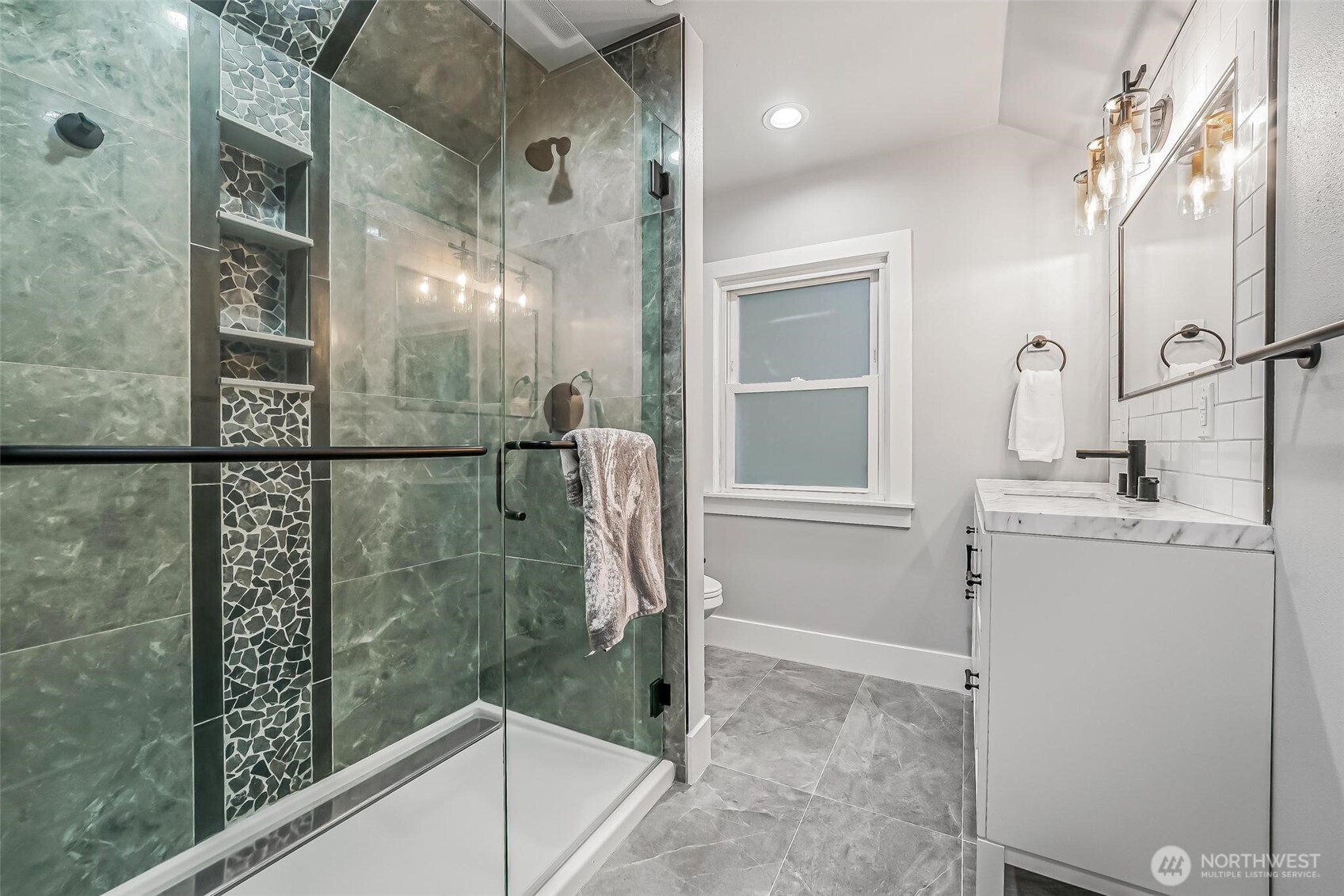 10230 62nd Avenue S Seattle WA 98178
