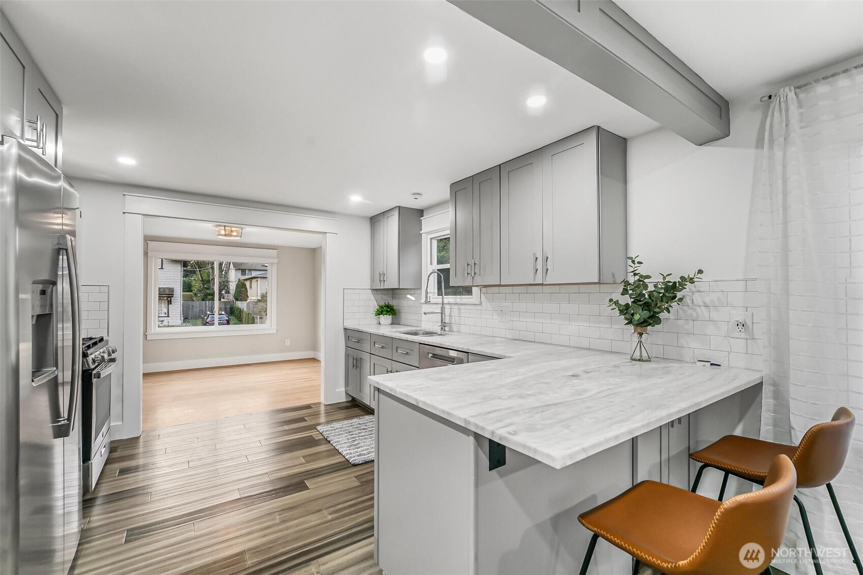 10230 62nd Avenue S Seattle WA 98178