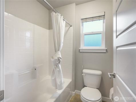 3729 133rd Place SW Lynnwood WA 98087