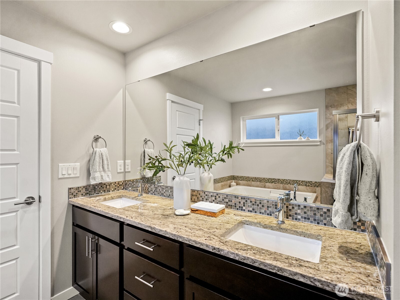 3729 133rd Place SW Lynnwood WA 98087