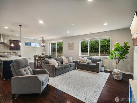3729 133rd Place SW Lynnwood WA 98087