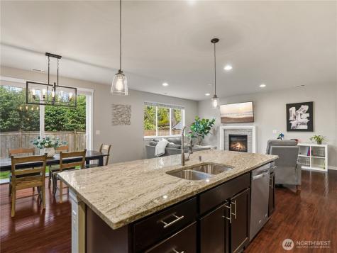 3729 133rd Place SW Lynnwood WA 98087