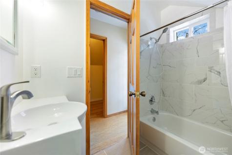 146 E Chewuch Road Winthrop WA 98862