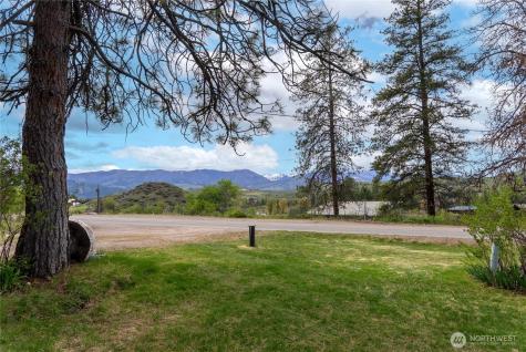 146 E Chewuch Road Winthrop WA 98862