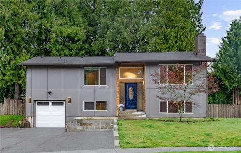 18712 41 Place W Lynnwood WA 98037