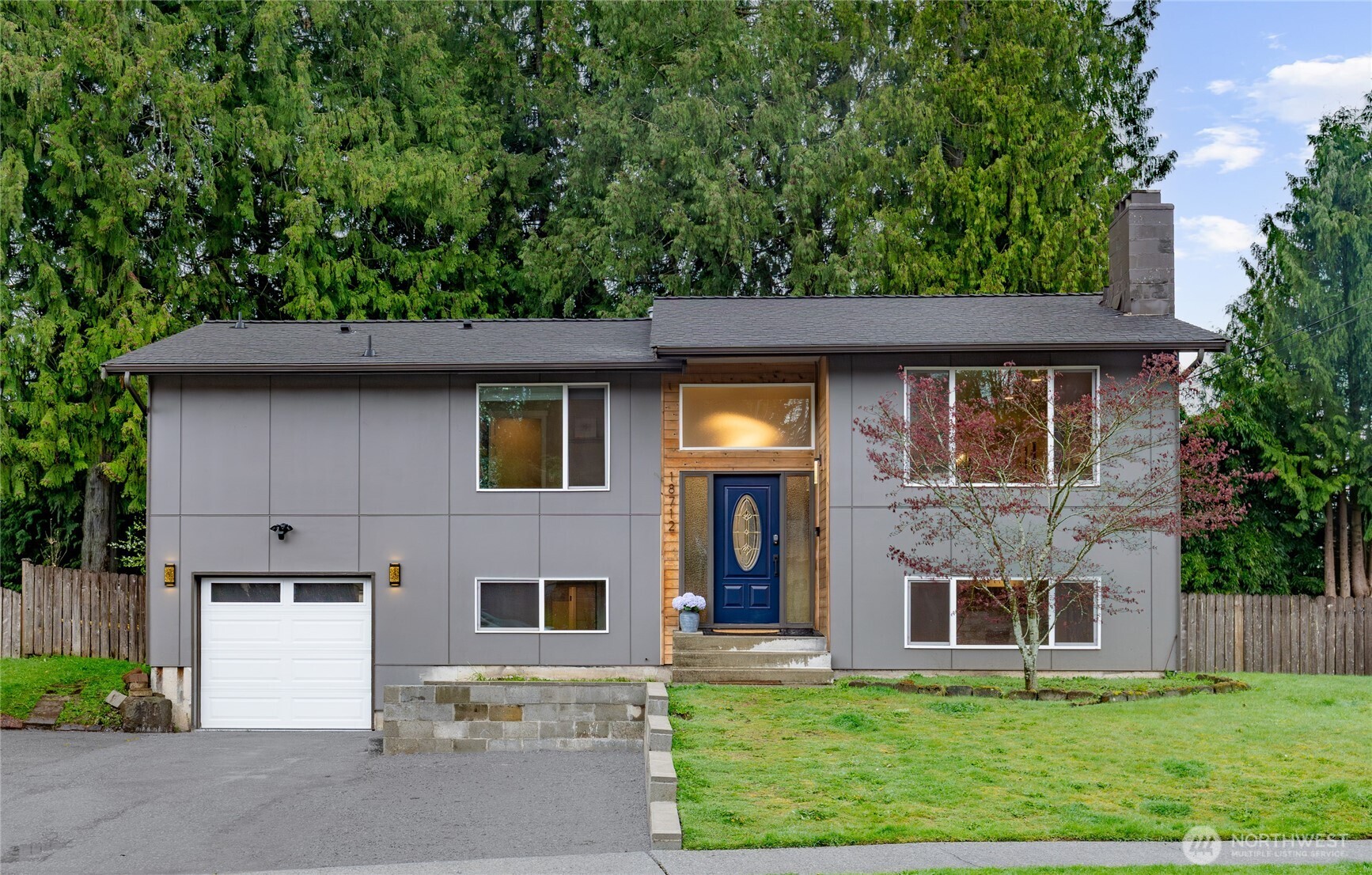 18712 41 Place W Lynnwood WA 98037