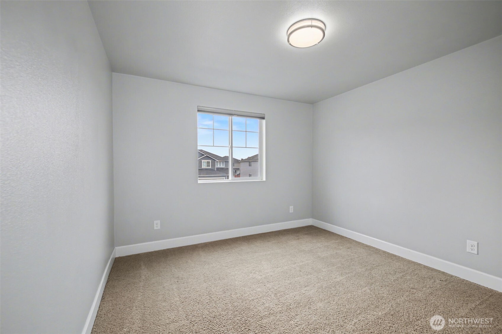 207 Fielding Street NE Orting WA 98360
