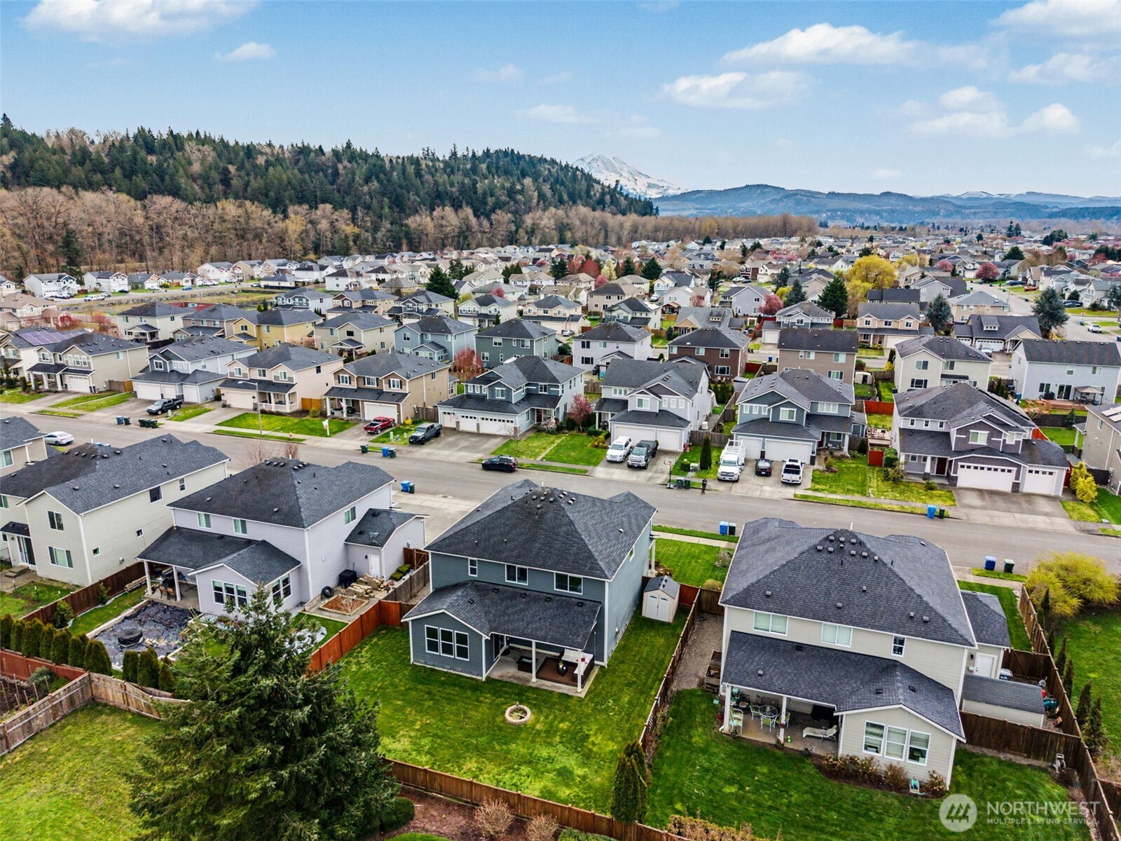 207 Fielding Street NE Orting WA 98360