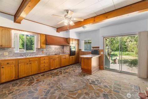 6928 View Park Road SE Port Orchard WA 98367