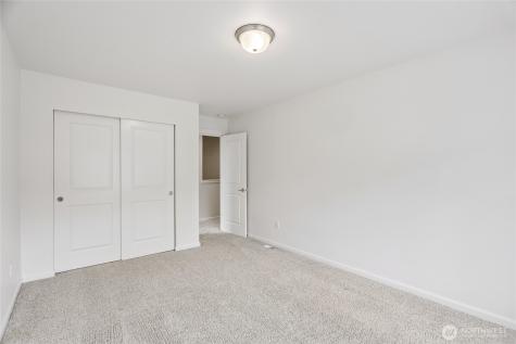 11902 59th Avenue E Puyallup WA 98373