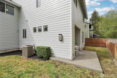 11902 59th Avenue E Puyallup WA 98373