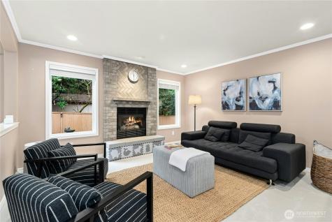 23502 25th Drive SE Bothell WA 98021