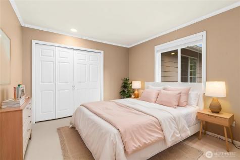23502 25th Drive SE Bothell WA 98021
