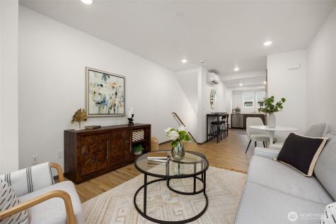 1359 Nolta Loop NE Bainbridge Island WA 98110