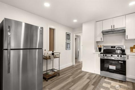 935 N 92nd Street Seattle WA 98103