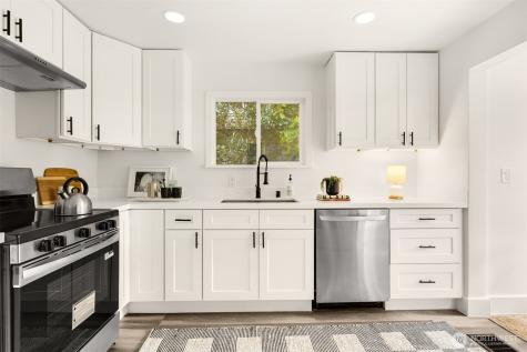 935 N 92nd Street Seattle WA 98103