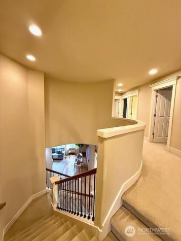 23419 NE 10th Place Sammamish WA 98074