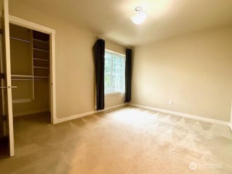 23419 NE 10th Place Sammamish WA 98074